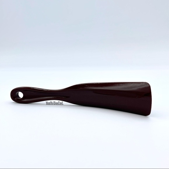 ✨ HOST PICK💕 Gucci Dark Brown Shoehorn, EUC, Authentic - Picture 5 of 6